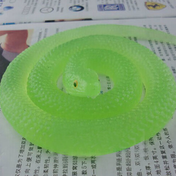 Snake-Tricky-Toy-Children-Funny-Toy-Fools-Day-Gifts-941569-2