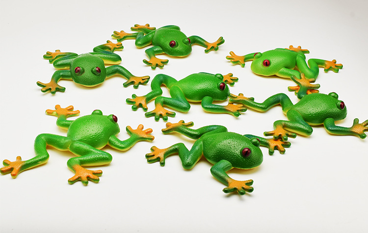 TPR-Frog-Model-Squeeze-Soft-Stretch-Toy-15cm-Realistic-Frog-Novelties-April-Fools-Day-Tricky-Toys-Cr-1439477-8