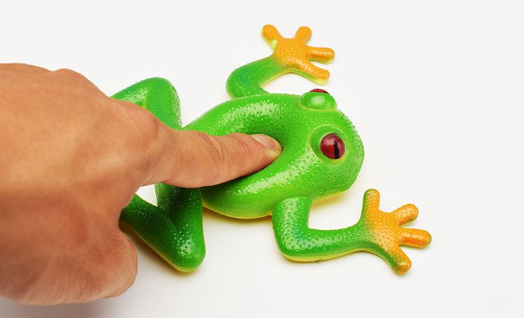 TPR-Frog-Model-Squeeze-Soft-Stretch-Toy-15cm-Realistic-Frog-Novelties-April-Fools-Day-Tricky-Toys-Cr-1439477-9