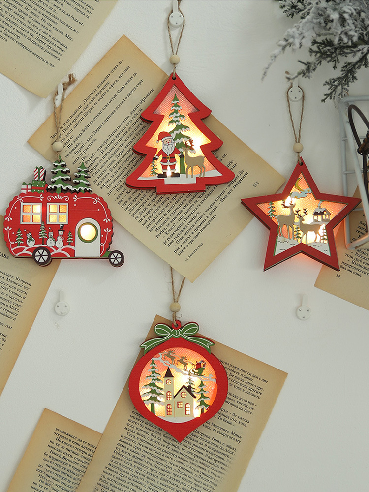 1Pcs-Christmas-Ornaments-With-Light-Hollow-Wooden-Pendants-Creative-Car-Small-Tree-Ornaments-1773355-5