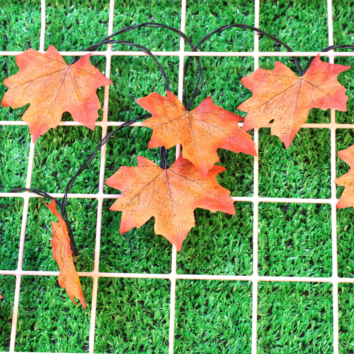 5m-Fall-Maple-Leaf-Garland-20-LED-Maple-Leaves-Fairy-Lights-Maple-Leaf-String-Light-1768668-4