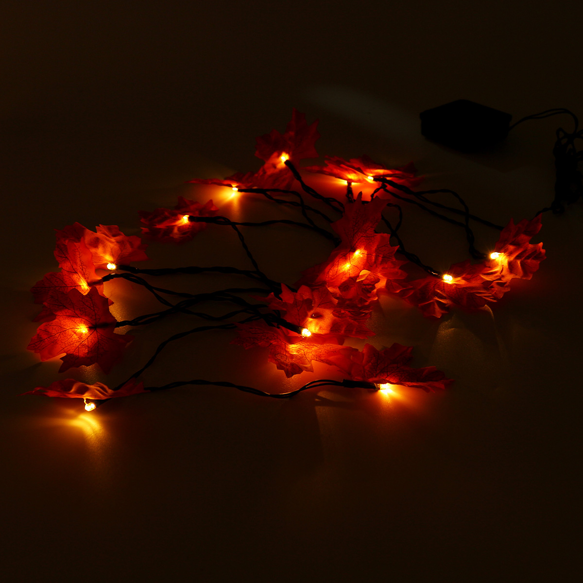 5m-Fall-Maple-Leaf-Garland-20-LED-Maple-Leaves-Fairy-Lights-Maple-Leaf-String-Light-1768668-7