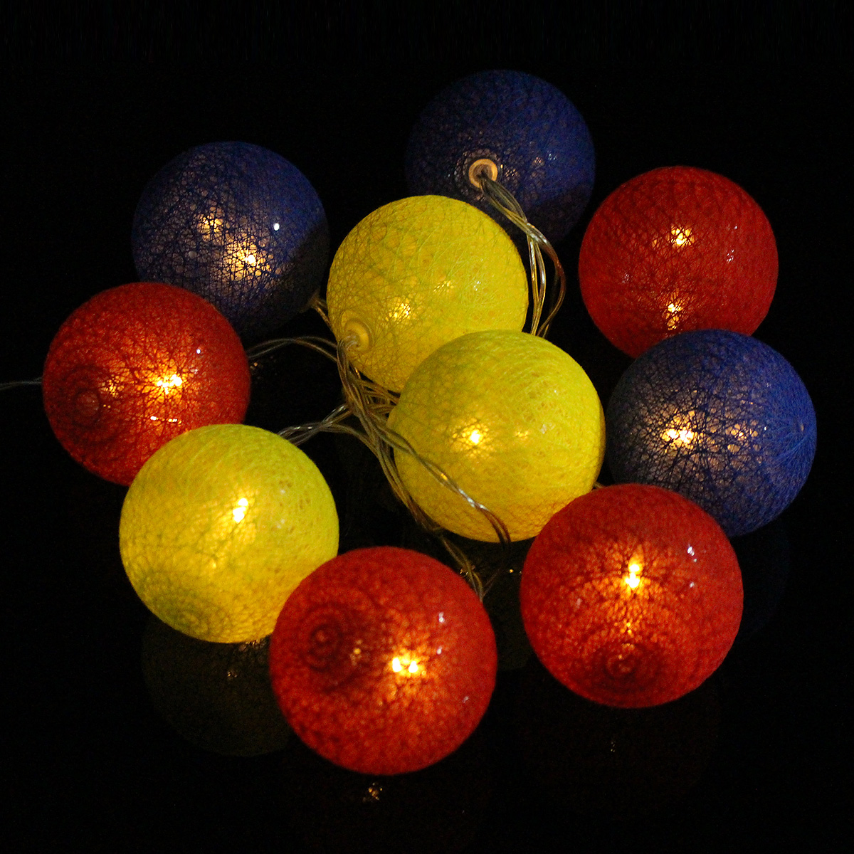 Battery-Powered-10LED-Cotton-Ball-String-HoliDay-Light-Lamp-for-Wedding-Valentines-Day-1136685-7