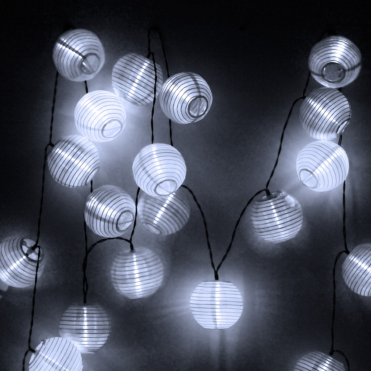Solar-Powered-30LED-Fairy-String-Light-White-Shell-Lantern-Xmas-Wedding-Garden-Lamp-1096625-7