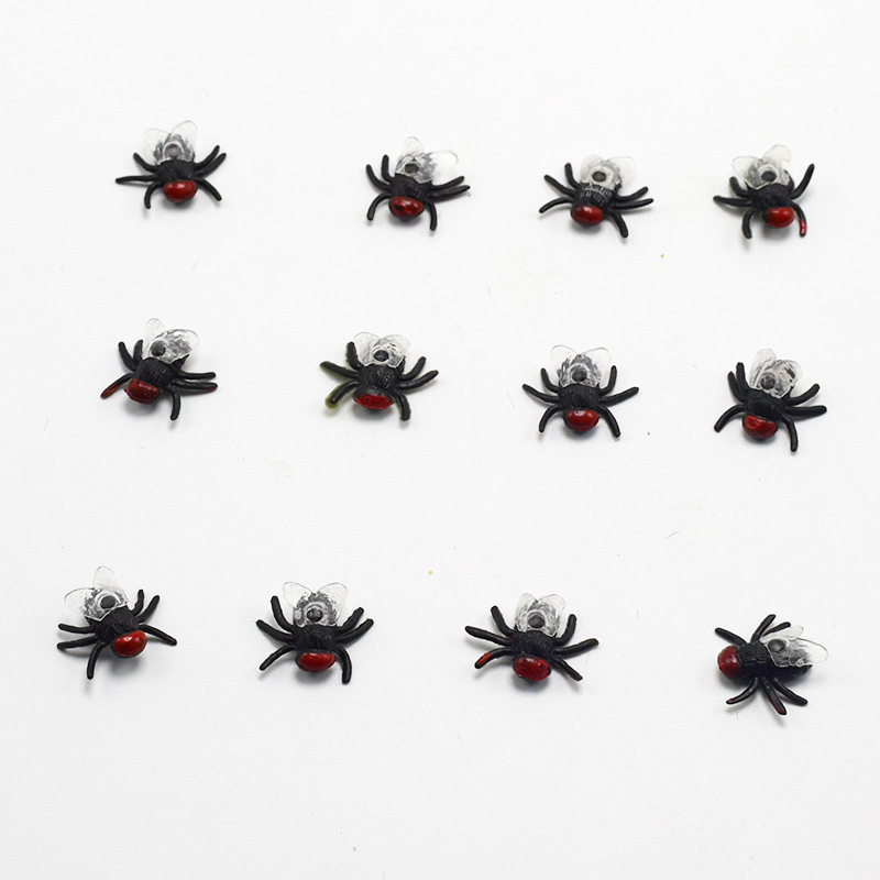 10pcs-Jokes-Fly-Funny-Toys-Gags-Practical-Plastic-Bugs-Halloween-Party-Props-Simulated-Flying-1200801-4