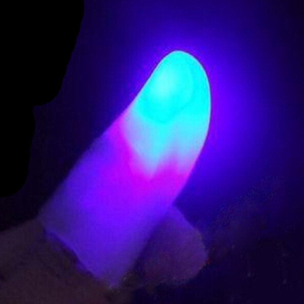 Flashlight-Finger-Cot-Easyfashion-Light-Up-Thumbs-Magic-Props-941239-6