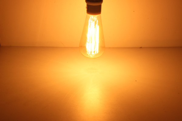 E27-40W-Incandescent-Bulb-220V-ST64-Retro-Edison-Light-Bulb-929807-2