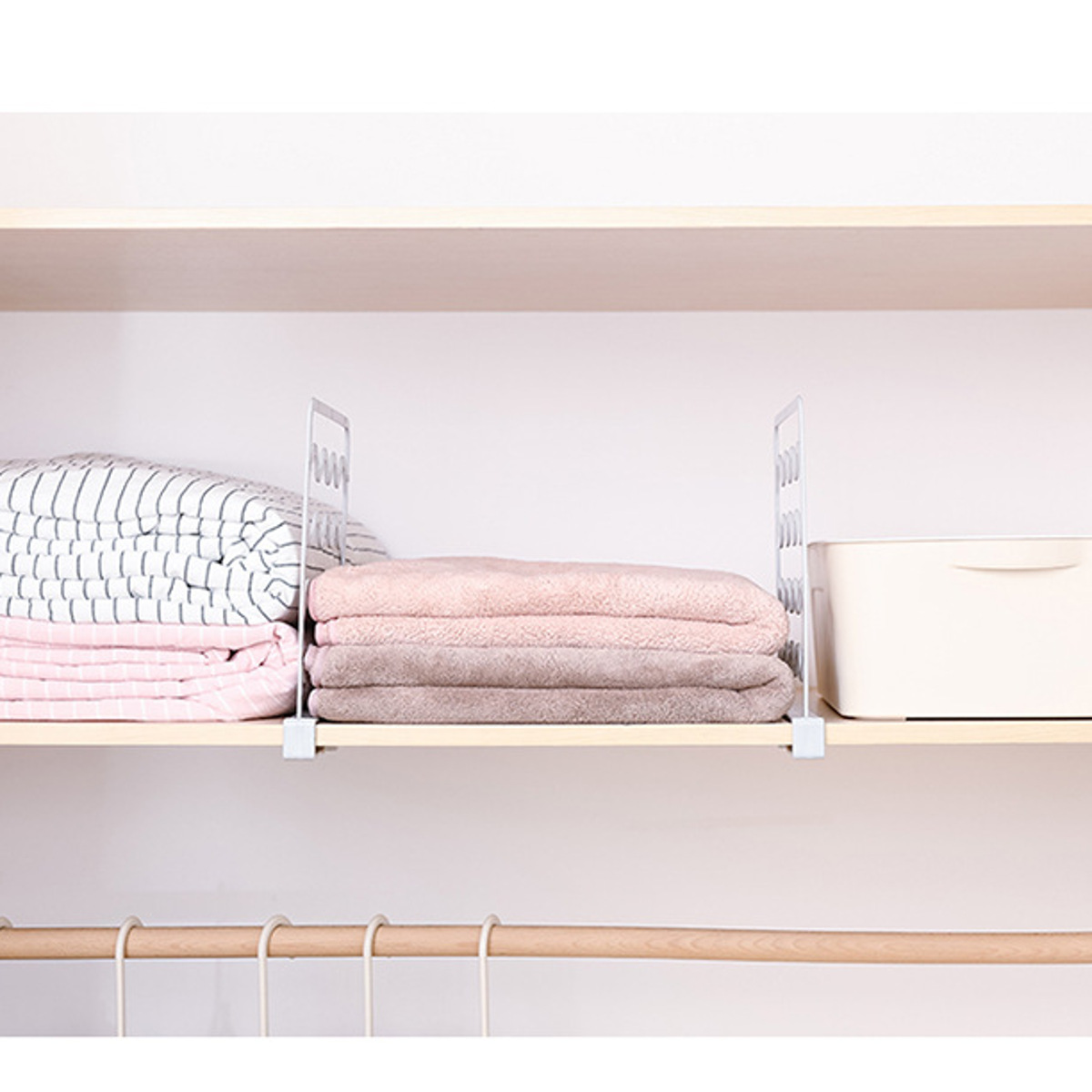 Closet-Shelf-Divider-Wardrobe-Partition-Organizer-Clamp-for-Kitchen-Cabinets-1684371-9