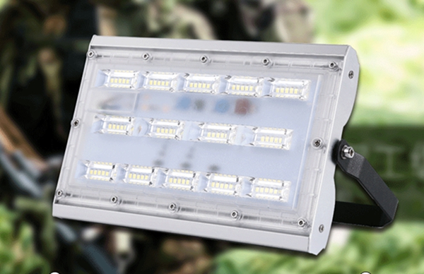 30W-50W-100W-Super-Bright-LED-Flood-Light-AC200-240V-Waterproof--IP66-Anti-thunder-Outdoor-Garden-1257821-1