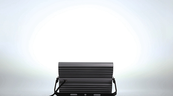 30W-50W-100W-Super-Bright-LED-Flood-Light-AC200-240V-Waterproof--IP66-Anti-thunder-Outdoor-Garden-1257821-10