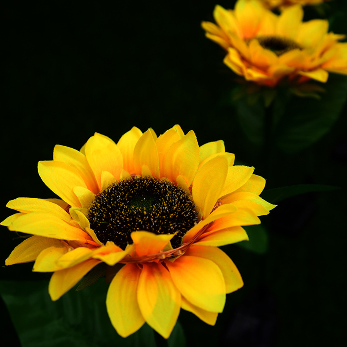 2-Pcs-Sunflower-Outdoor-Solar-Power-LED-Flower-Light-Waterproof-Chrysanthemum-Flower-Stake-Lamp-Home-1682401-4