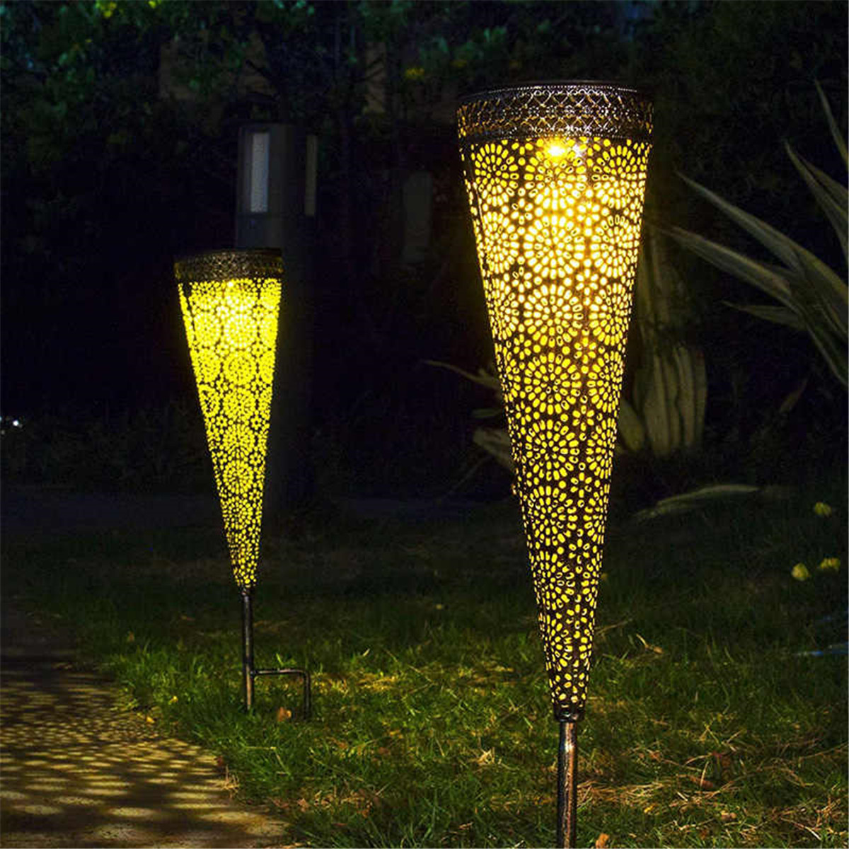 2Pcs-Solar-Powered-LED-Garden-Hollowed-Light-Floor-Decking-Patio-Decor-Yard-Lamp-1722009-3