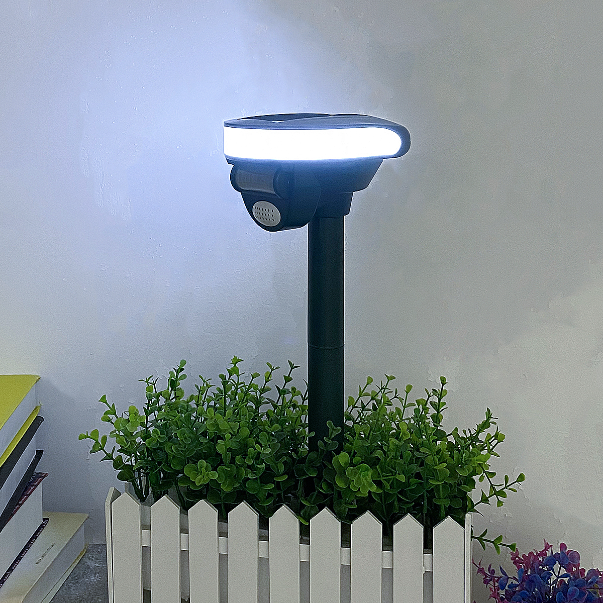 Solar-Ultrasonic-Deterrent-Repellers-Animal-Snake-Rat-Mouse-Yard-Pest-Control-1670478-4