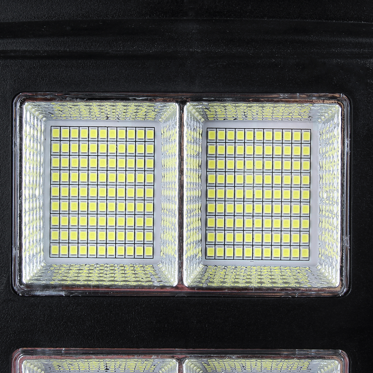 220440660LED-Solar-Street-Light-Integrated-Sensor-Light-Outdoor-Waterproof-LED-Street-Light-Solar-Ga-1779625-7