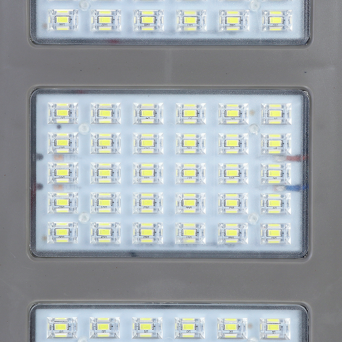 30W-60W-90W-LED-Solar-Street-Light-Human-Body-Induction--Low-Light-Mode-White-Light-1628771-9