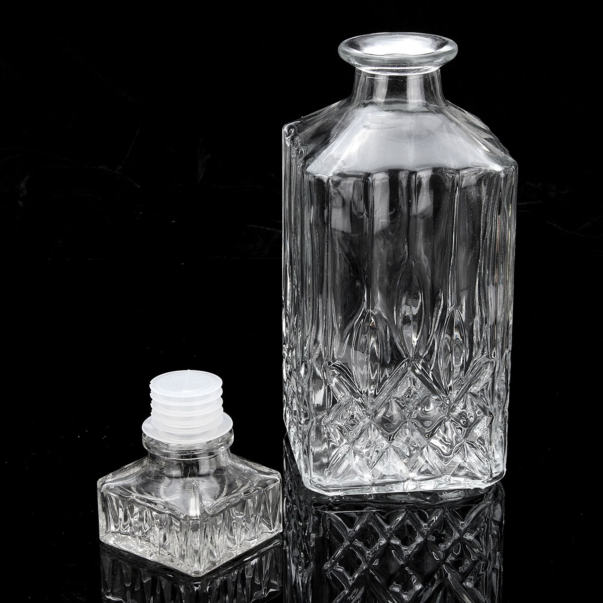 800ml-Diamond-Glass-Bottle-Vintage-Glass-Liquor-Whiskey-Crystal-Bottle-Drink-Decanter-Carafe-Bar-1304975-1