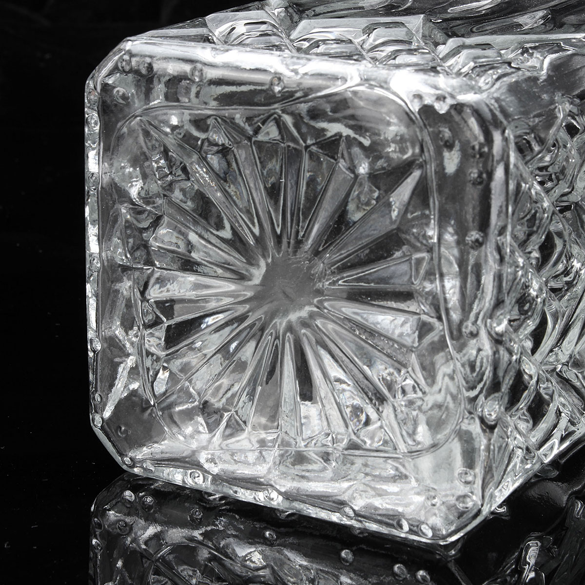 800ml-Diamond-Glass-Bottle-Vintage-Glass-Liquor-Whiskey-Crystal-Bottle-Drink-Decanter-Carafe-Bar-1304975-7