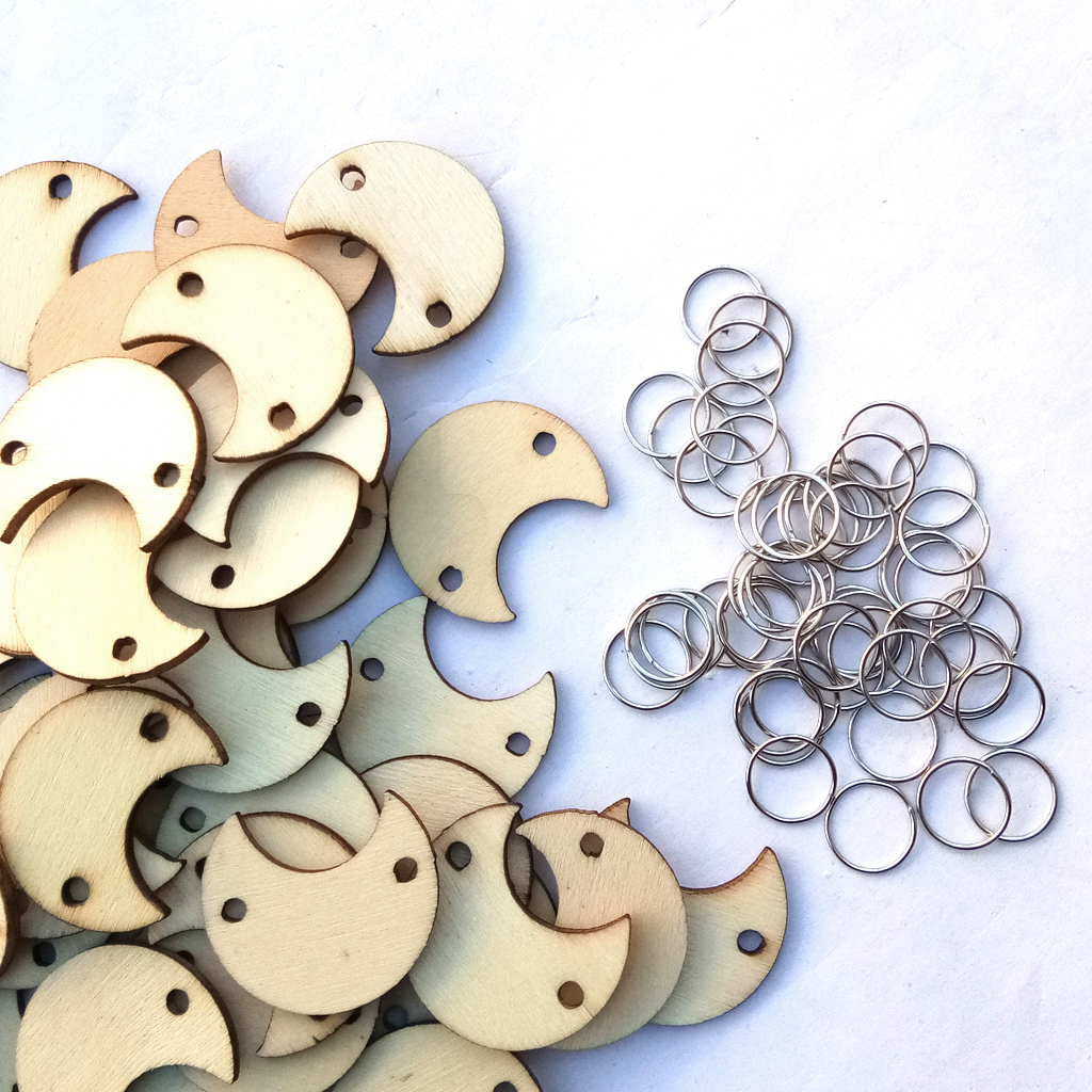 50Pcs-Moon-Shape-Laser-Engraving-Wooden-Sheet-With-50-Iron-Loops-Set-For-Birthday-Reminder-DIY-Hangi-1412283-2