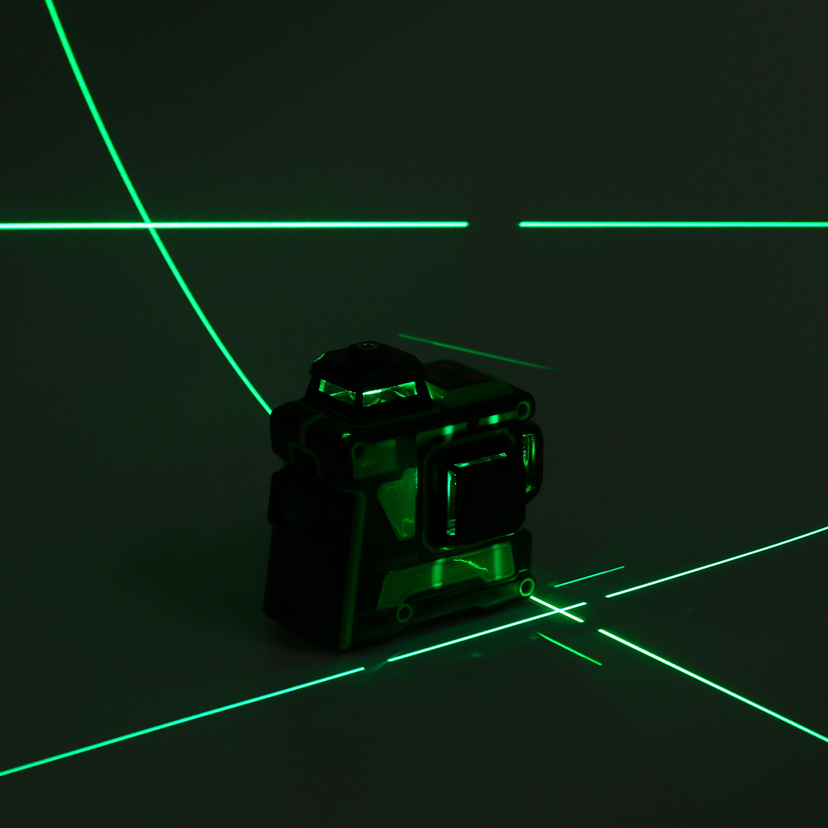 3D-12-Line-Green-Light-Laser-Level-Digital-Self-Leveling-360deg-Rotary-Measure-1665153-4