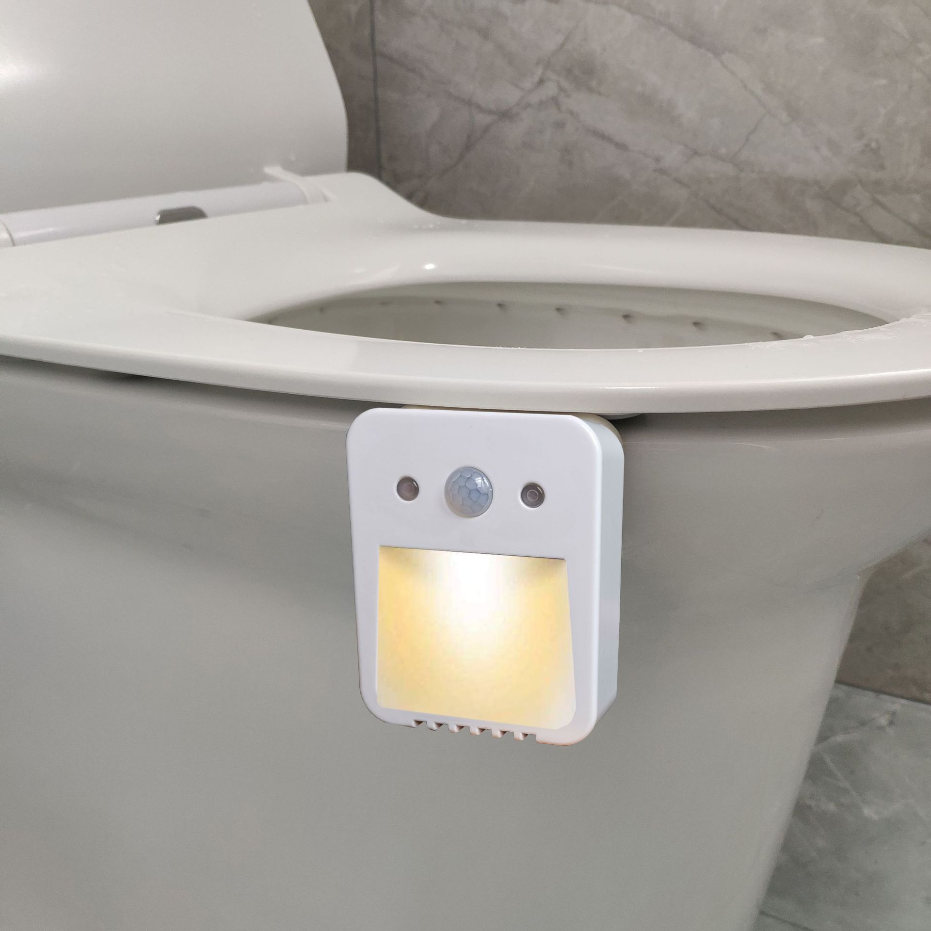 16-Colors-LED-Induction-Toilet-Light-With-Aromatherapy-Toilet-Sensor-Night-Light-Decor-1754296-2