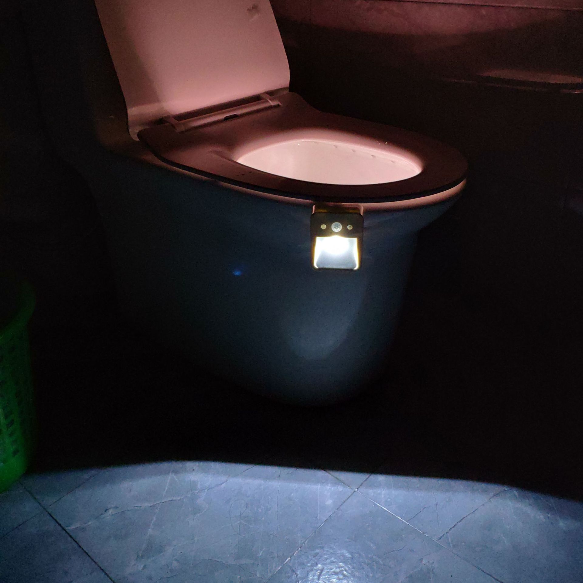 16-Colors-LED-Induction-Toilet-Light-With-Aromatherapy-Toilet-Sensor-Night-Light-Decor-1754296-9