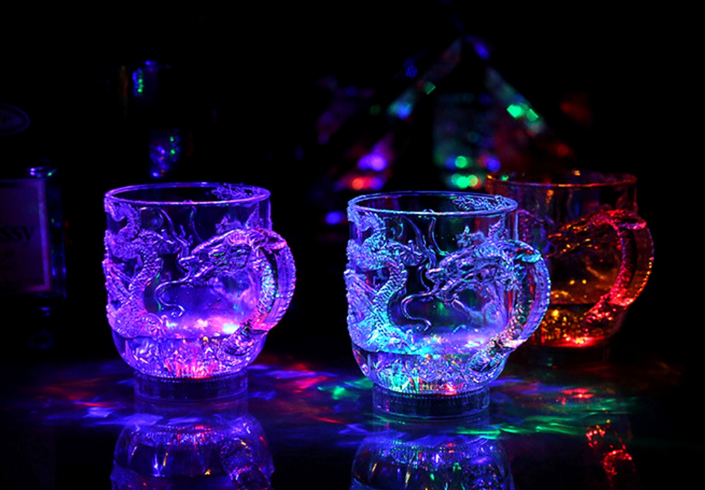 Luminous-LED-Color-Changing-Dragon-Flashing-Wine-Cup-Water-Activated-Night-Light-Home-Bar-Decor-1362872-1