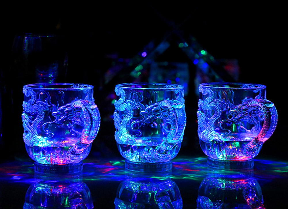 Luminous-LED-Color-Changing-Dragon-Flashing-Wine-Cup-Water-Activated-Night-Light-Home-Bar-Decor-1362872-3