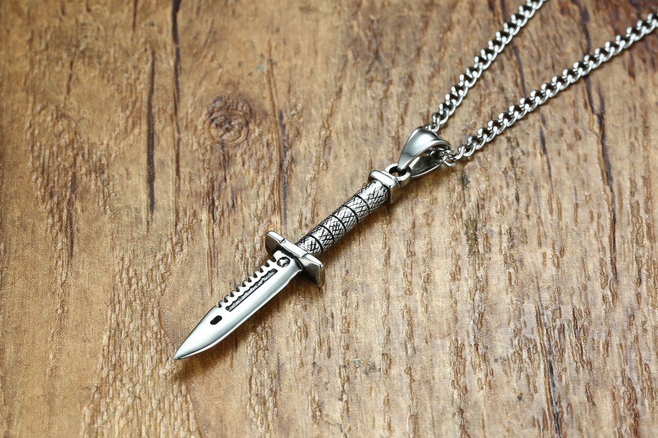 EDC-Titaniumm-Steel-Knifee-Necklace-Swordd-Pendant-Fashion-Creative-Ornament-Mens-Necklace-Outdool-S-1721327-4