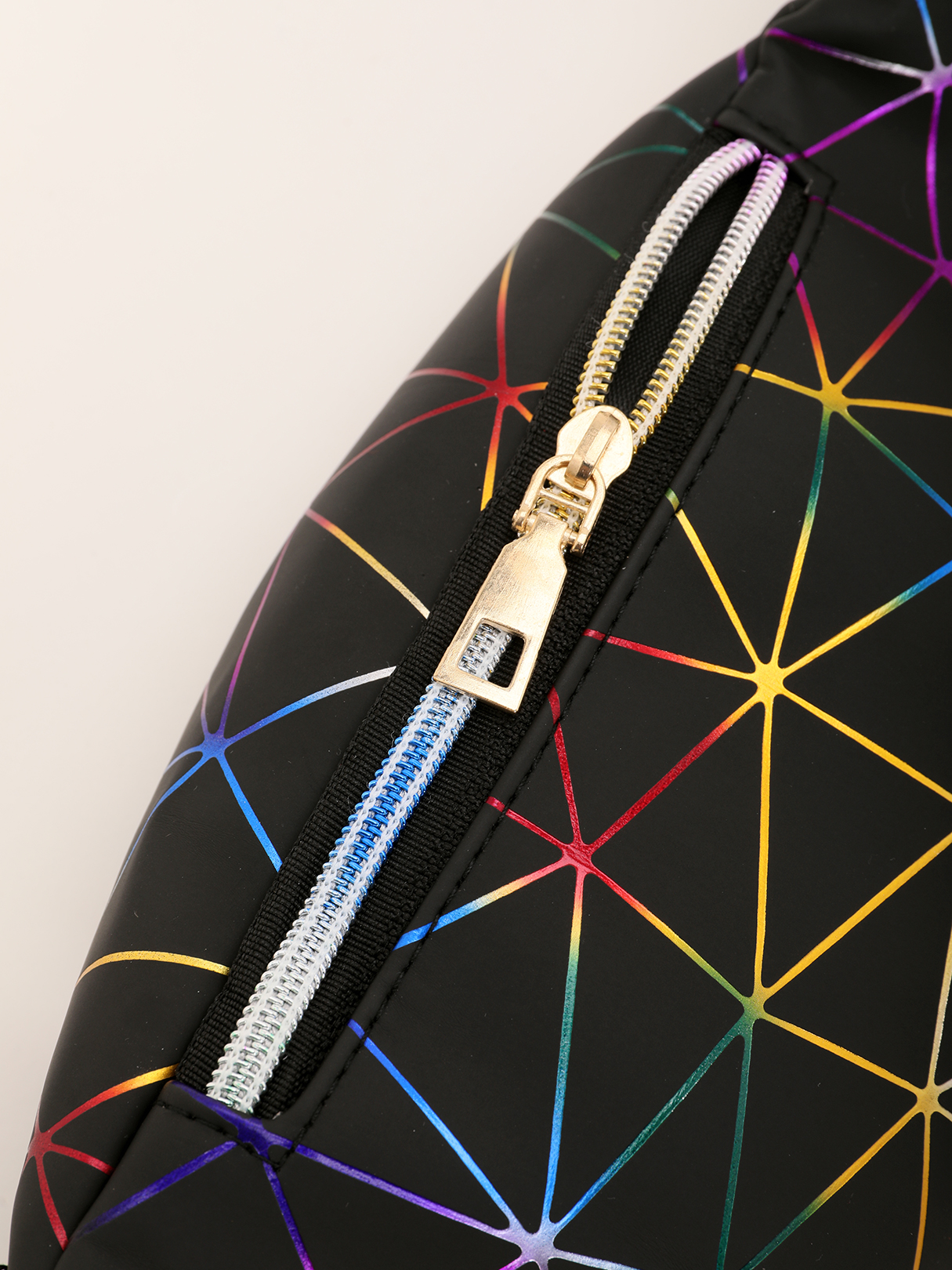 Fashion-Casual-Laser-Multi-Layer-PU-Mobile-Phone-Storage-Waist-Bag-Crossbody-Bag-Chest-Bag-1686255-4