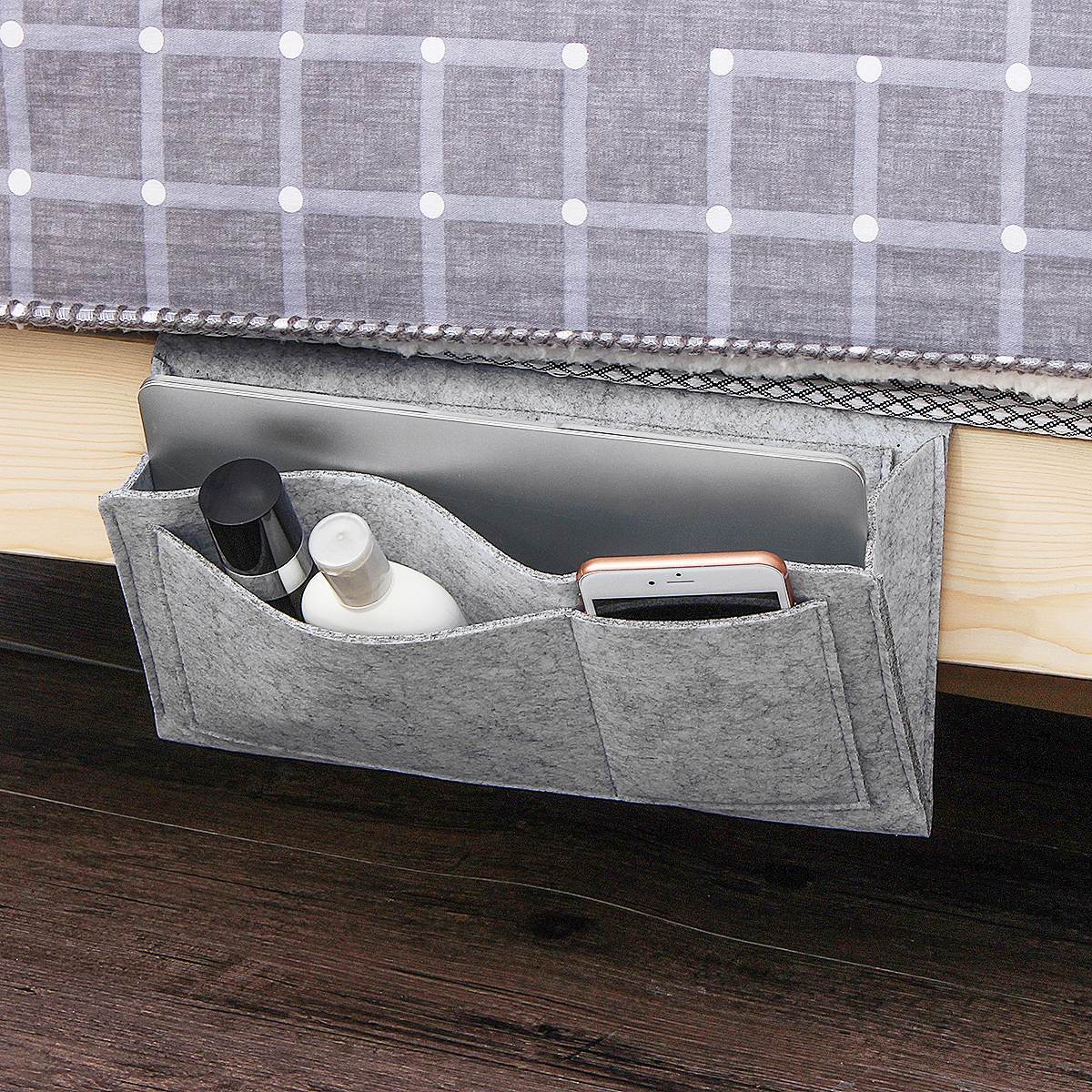 Hanging-Bag-Bedside-Storage-Organizer-Bed-Felt-Pocket-Sofa-Armrest-Phone-Holder-1572076-5