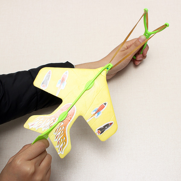 Magic-LED-Plane-Shinning-Educational-Toys-964043-1