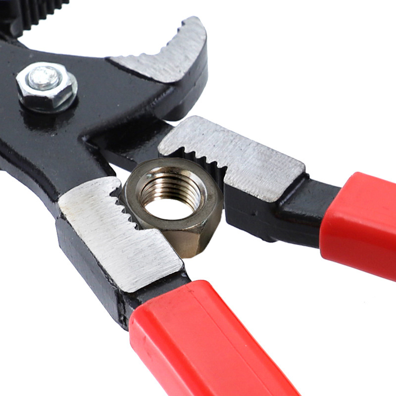 Universal-Hammer-Pliers-Pipe-Wrench-Spanner-Iron-Knock-Manual-Nail-Pull-Assist-Nail-Thread-Trimming--1692019-6