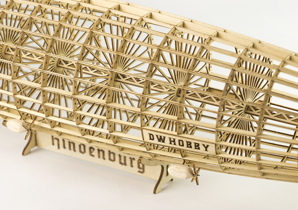 Dancing-Wings-Hobby-VS3-1408-HINDENBURGZeppelin-Static-Model-Kit-1713669-9