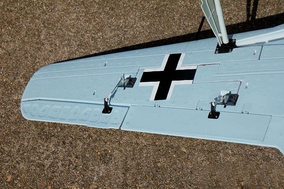 Dynam-Focke-Wulf-FW-190-V3-1270mm-Wingspan-EPO-RC-Airplane-Fixed-Wing-Warbird-PNP-With-Flaps-Retract-1905123-6