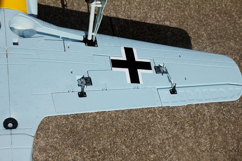 Dynam-Focke-Wulf-FW-190-V3-1270mm-Wingspan-EPO-RC-Airplane-Fixed-Wing-Warbird-PNP-With-Flaps-Retract-1905123-7