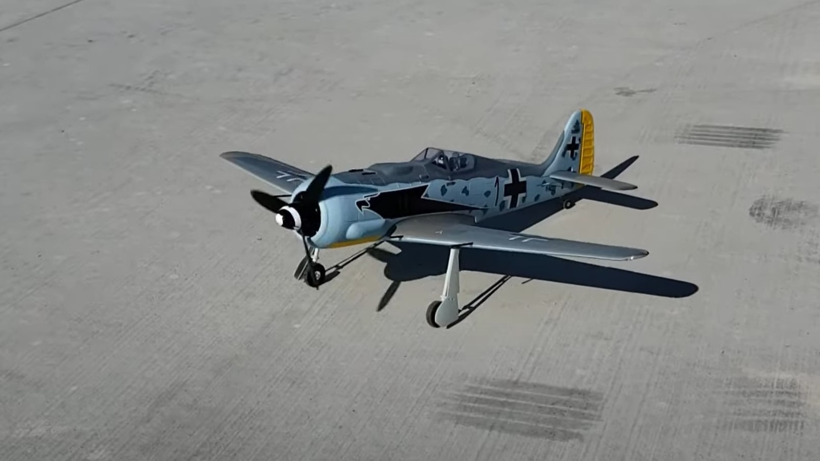 Dynam-Focke-Wulf-FW-190-V3-1270mm-Wingspan-EPO-RC-Airplane-Fixed-Wing-Warbird-PNP-With-Flaps-Retract-1905123-9