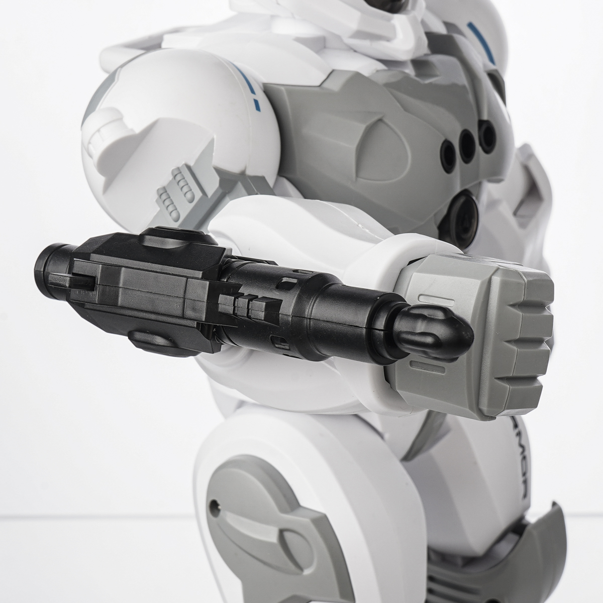 R21-Intelligent-Police-Robot-Gesture-Sensing-Storytelling-USB-charging-RC-Robot-1741209-7