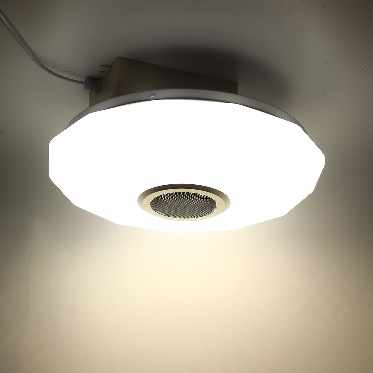AC180-265V-Modern-RGBW-LED-Ceiling-Light-bluetooth-App-Music-Speaker-Lamp--Remote-Control-1703969-4