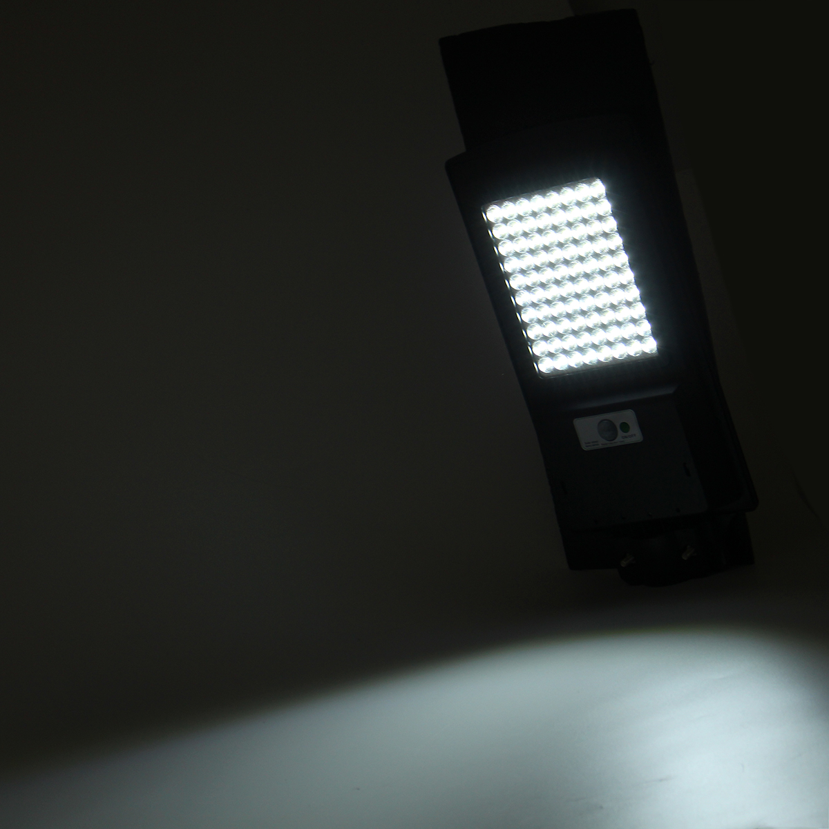 2347CM-Waterproof-80-LED-Solar-Street-Light-120-Degree-With-Remote-Control-1622330-3
