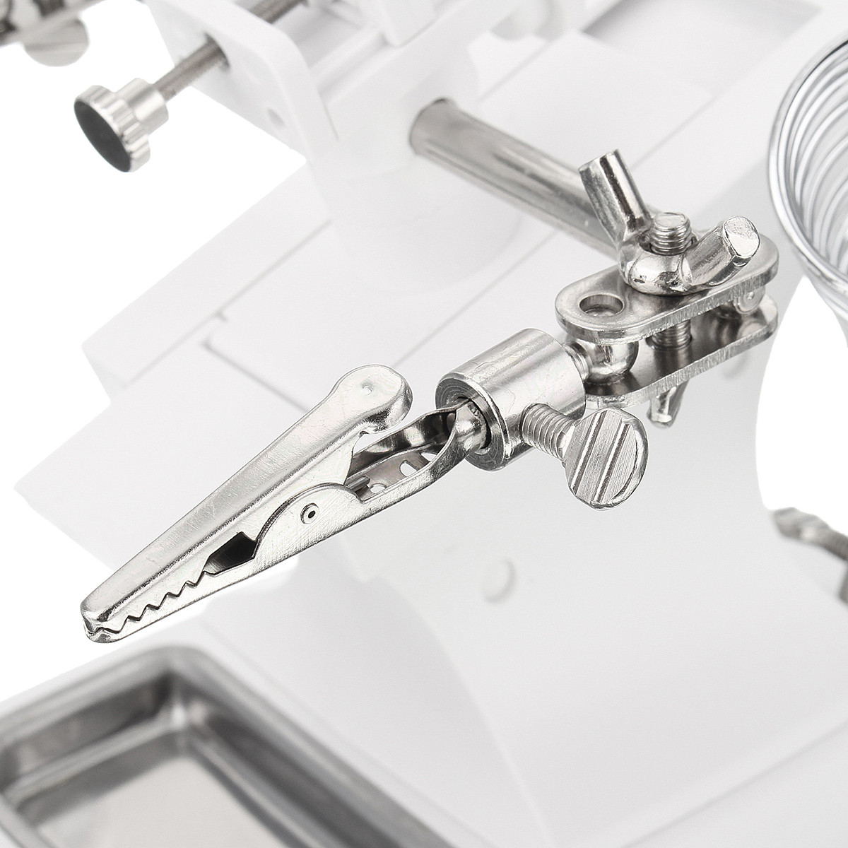 DANIU-Multifunctional-Welding-LED-Magnifier-Helping-Hand-Soldering-Iron-Stand-Magnifying-Lens-Clamp--1061332-5