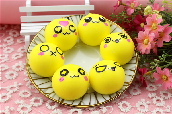6Pcs-Simulation-Bread-Squishy-Slow-Rising-Toy-8-Seconds-4cm-Corn-Bread-Funny-Toy-1140309-2
