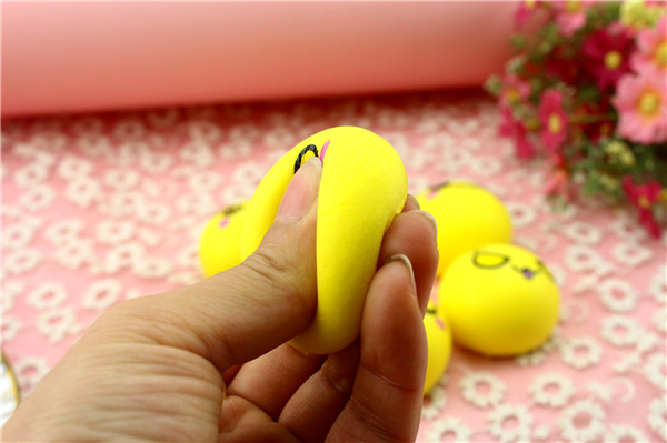6Pcs-Simulation-Bread-Squishy-Slow-Rising-Toy-8-Seconds-4cm-Corn-Bread-Funny-Toy-1140309-4