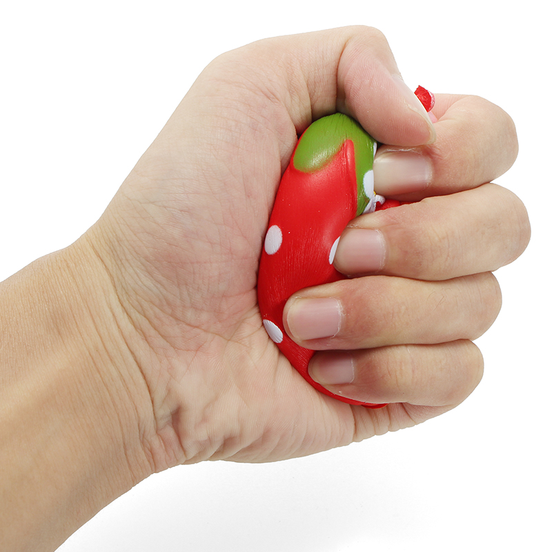 Squishy-Half-Strawberry-7cm-Soft-Slow-Rising-Fruit-Collection-Gift-Decor-Toy-1203666-9