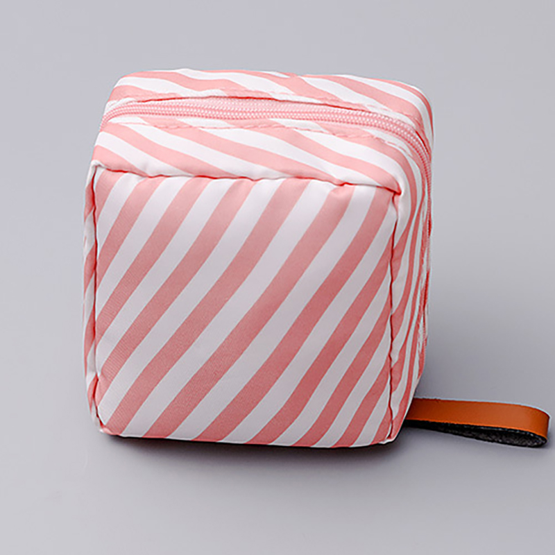 Simple-Cosmetic-Storage-Bag-Cute-Wash-Bag-Travel-Bag-1394492-1