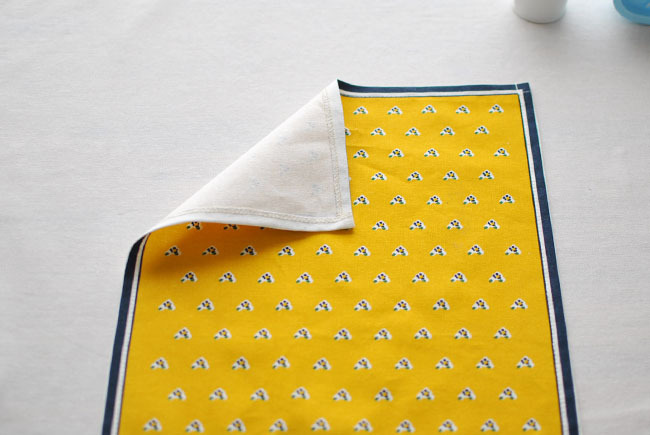 30x32cm-Soft-Cotton-Linen-Tableware-Mat-Table-Runner-Heat-Insulation-Bowl-Pad-Tablecloth-Desk-Cover-1088757-9
