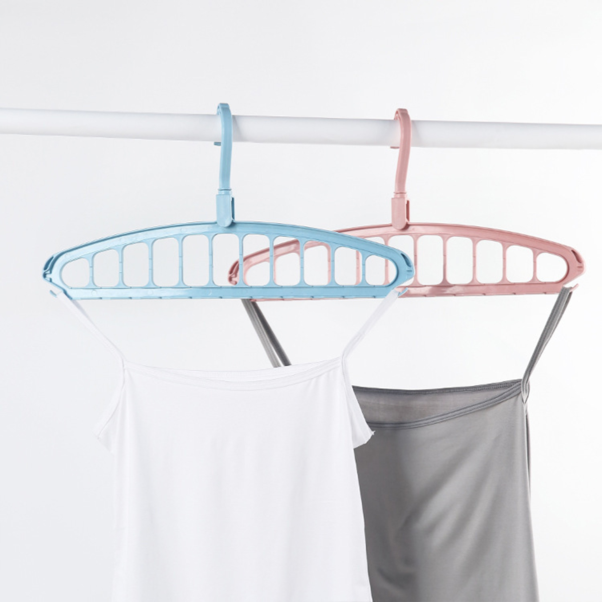 11-Holes-Multifunctional-Cloth-Hanger-Clothes-Organizer-Rack--Camping-Travel-1671505-5