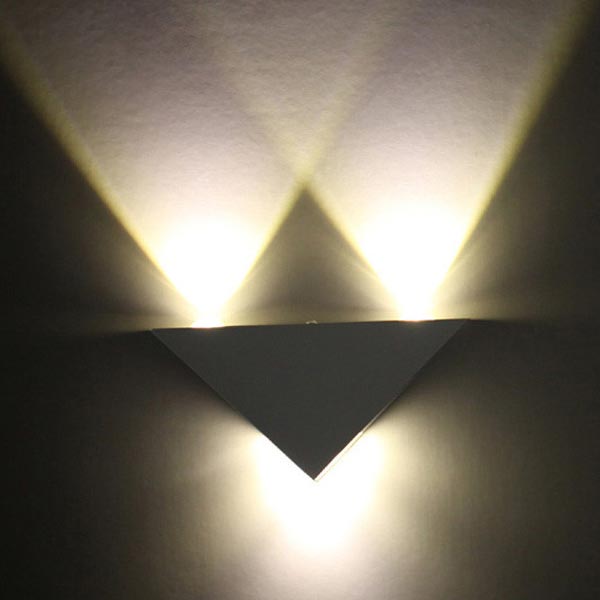 Modern-High-Power-3W-LED-Triangle-Decoration-Wall-Light-Sconce-Spot-951990-6