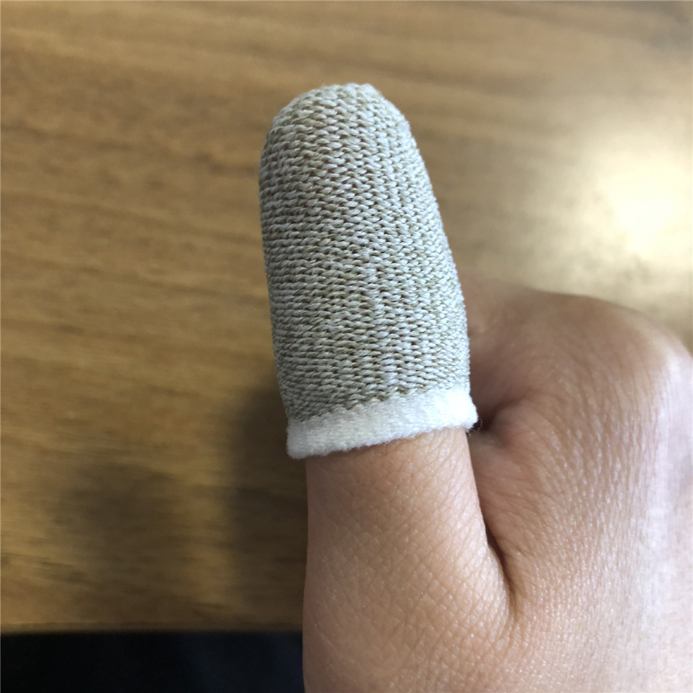 Bakeey-Anti-sweat-Finger-Cots-Hand-Game-Fight-Artifact-Touch-Screen-Finger-Cots-E-sports-Game-Finger-1679798-7