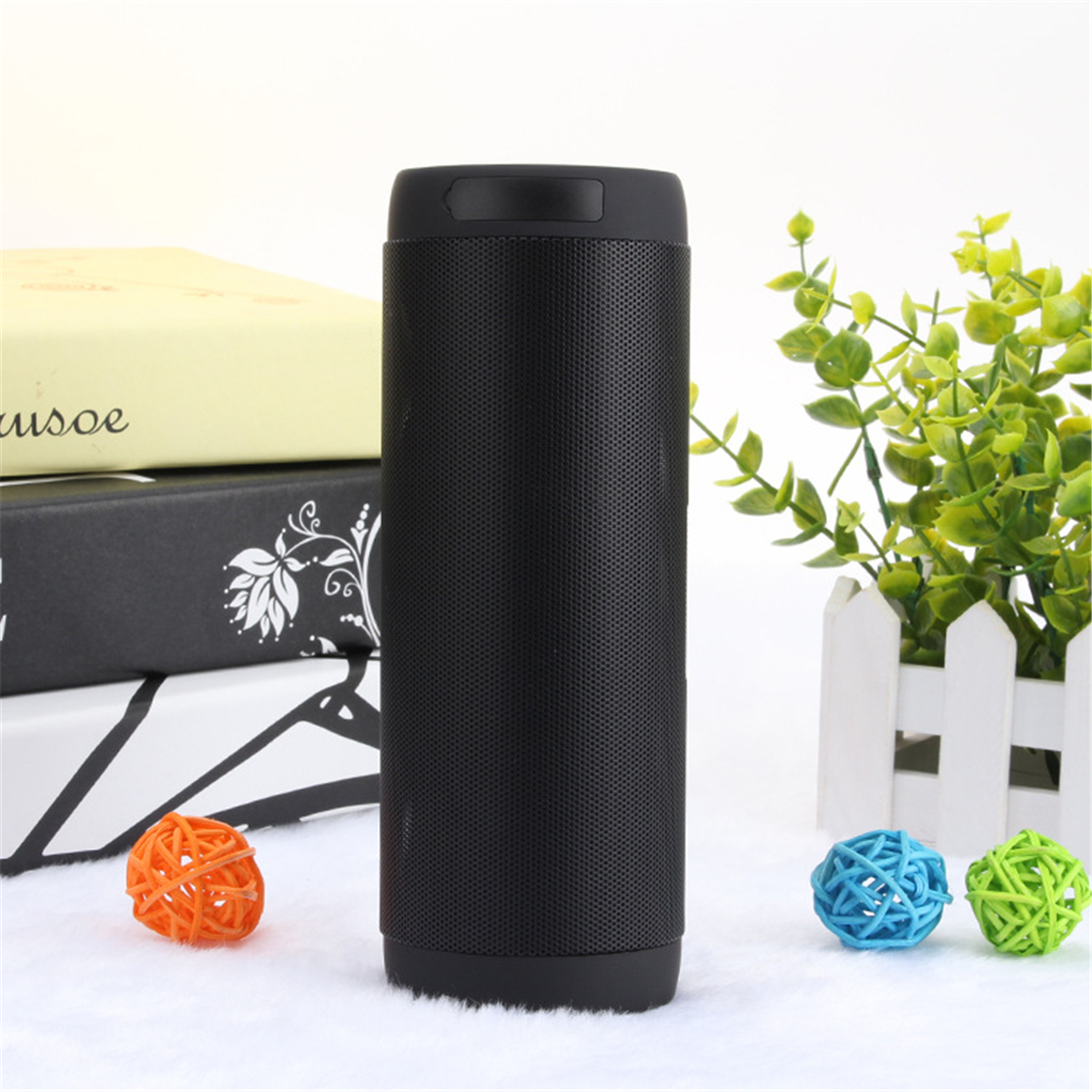 Bakeey-1800mAh-Flashlight-TF-Card-Wireless-bluetooth-Speaker-Outdoor-Ride-Portable-Small-Speaker-Wat-1642265-3